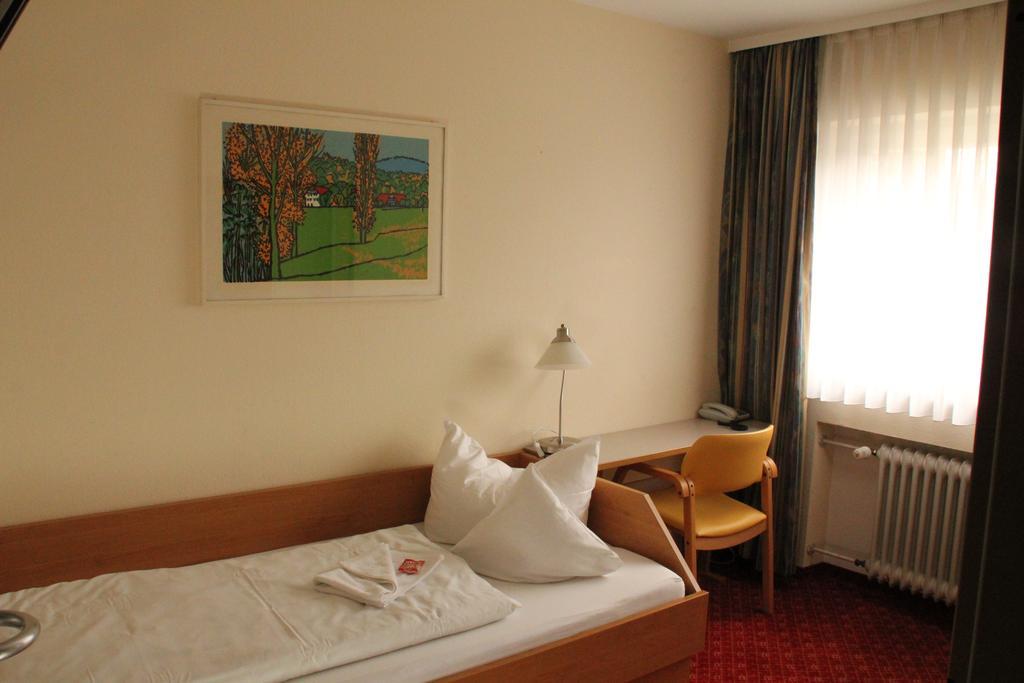 Hotel Traube Όφενμπουργκ Εξωτερικό φωτογραφία